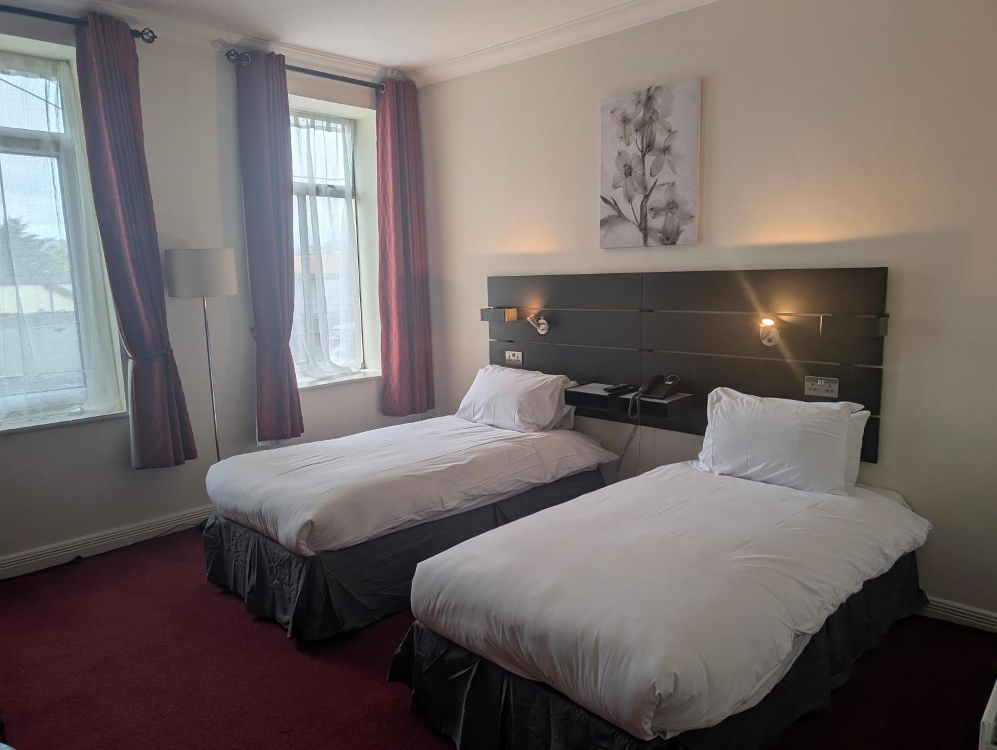 The Western Hotel Claremorris Luaran gambar